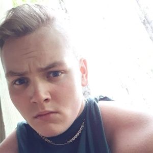 Meet your Posher, Julian